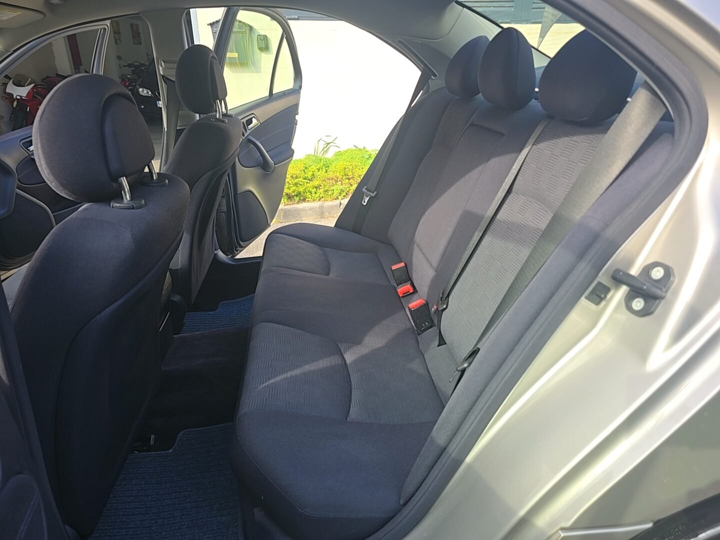 MERCEDES-BENZ C200 2.2CDI CLASSIC