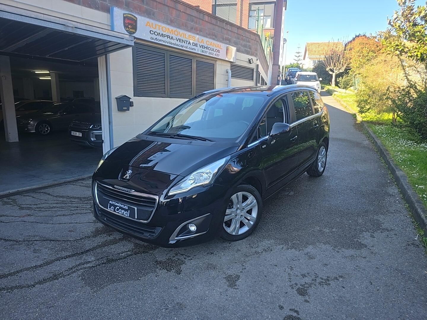 PEUGEOT 1.6BlueHDI STYLE 