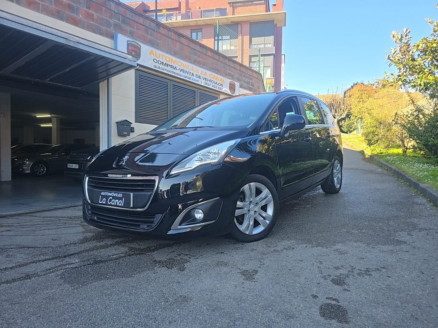 PEUGEOT 1.6BlueHDI STYLE 