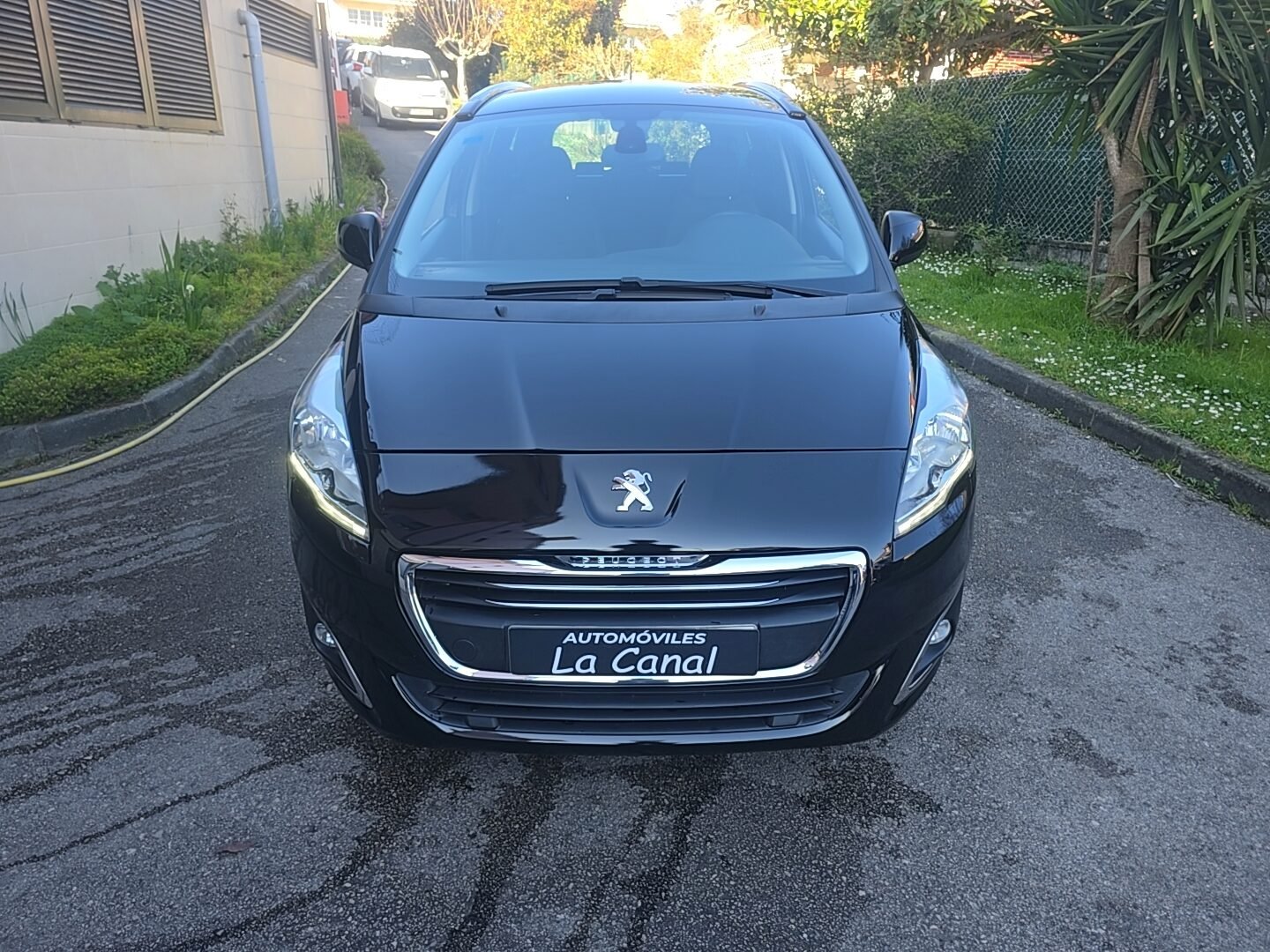 PEUGEOT 1.6BlueHDI STYLE 