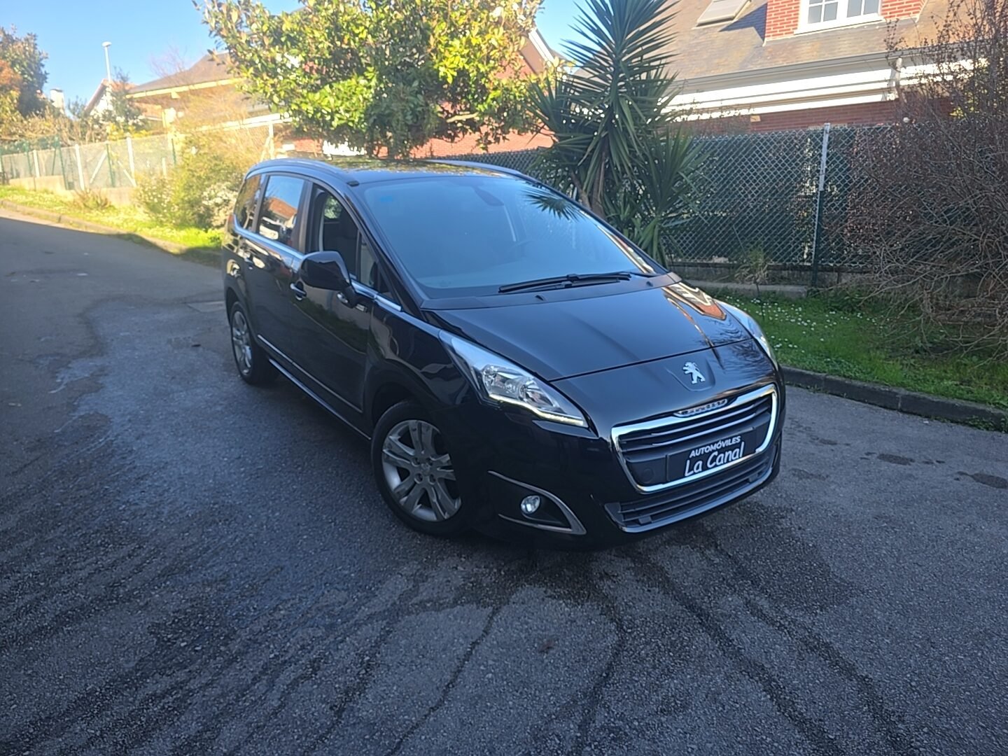 PEUGEOT 1.6BlueHDI STYLE 