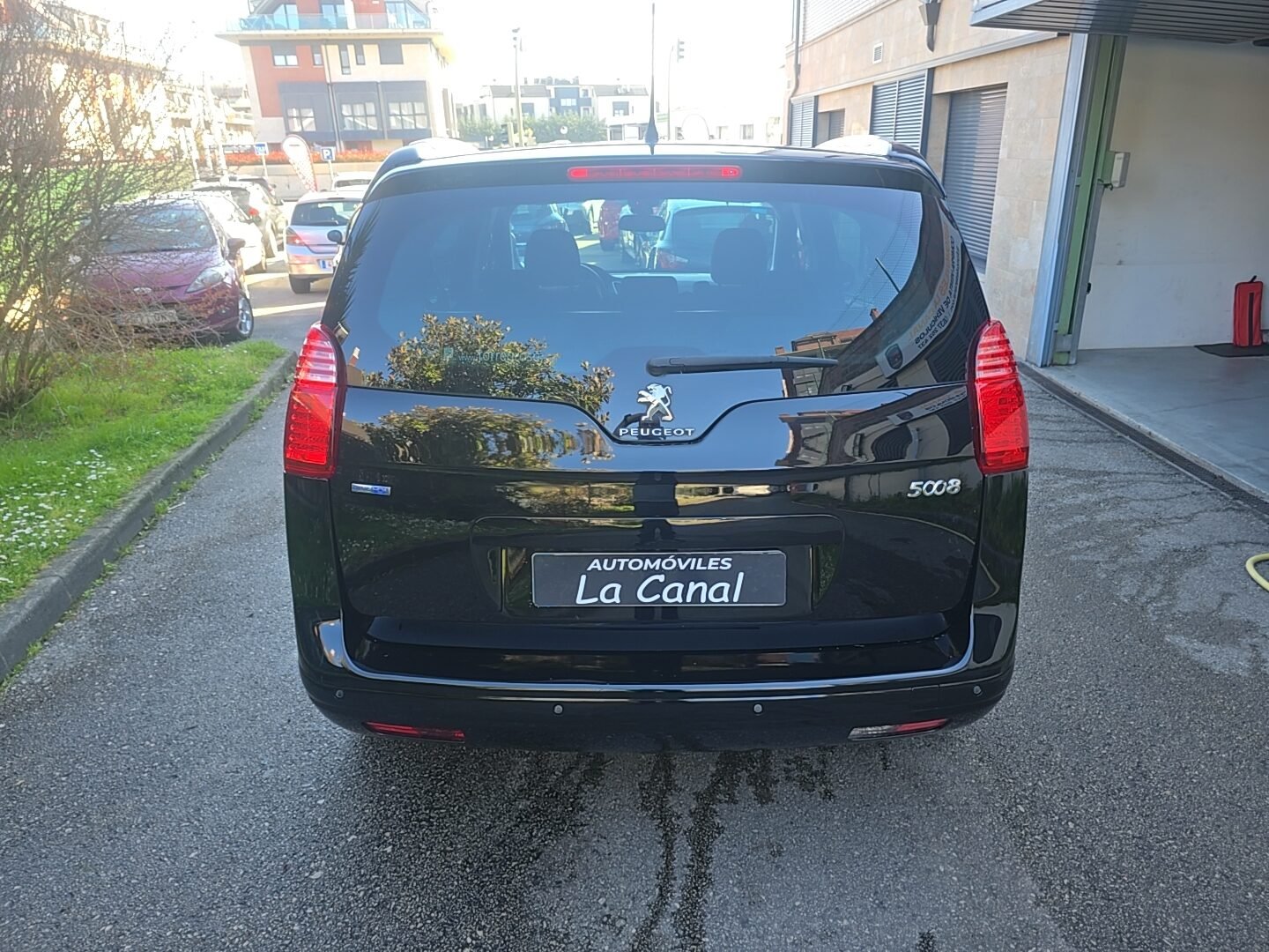 PEUGEOT 1.6BlueHDI STYLE 