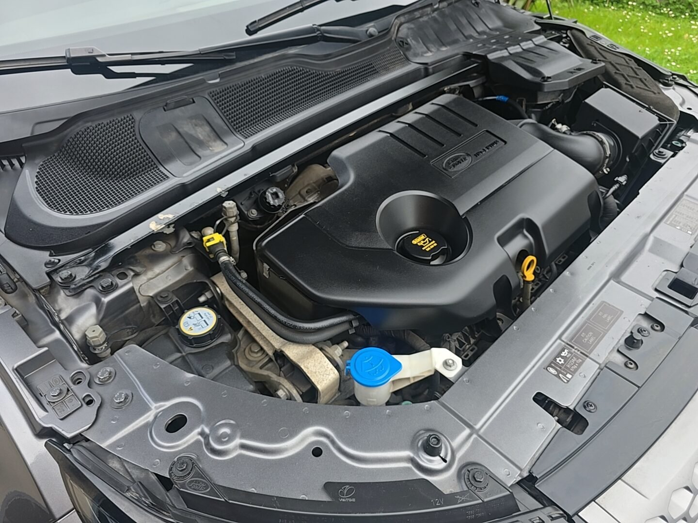 LAND-ROVER 2.0L eD4 PURE