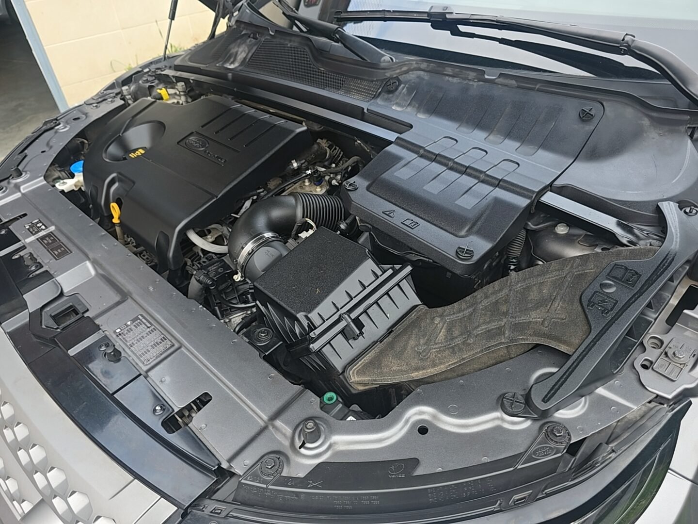 LAND-ROVER 2.0L eD4 PURE