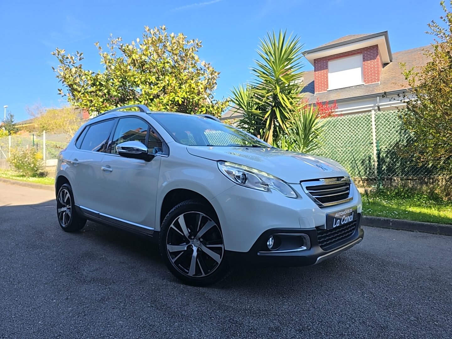 PEUGEOT 2008 1.6eHDI ALLURE