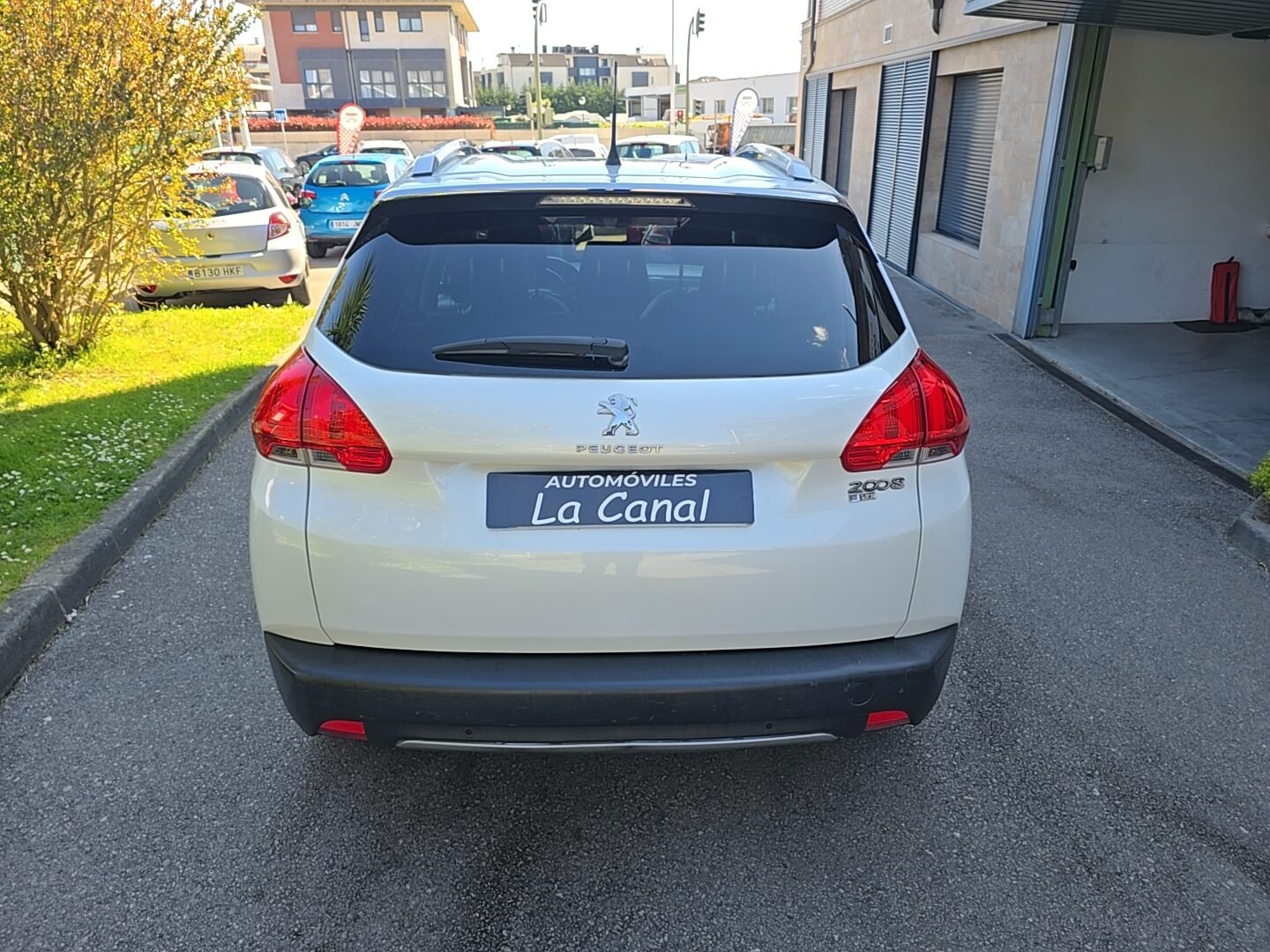 PEUGEOT 2008 1.6eHDI ALLURE