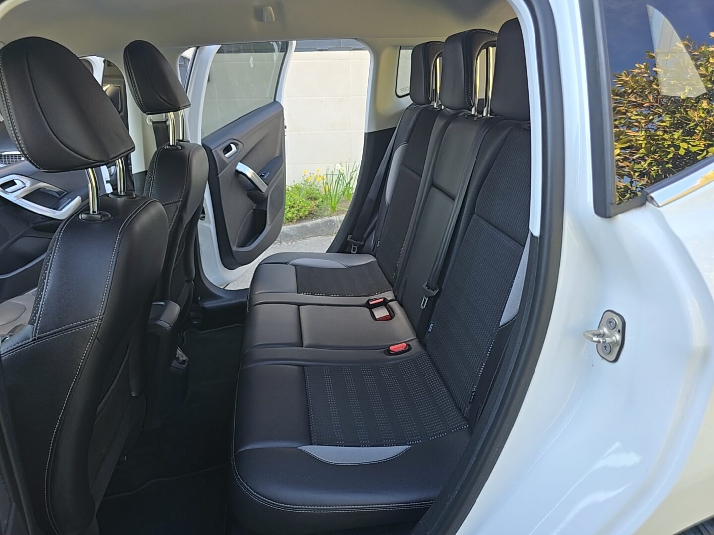 PEUGEOT 2008 1.6eHDI ALLURE