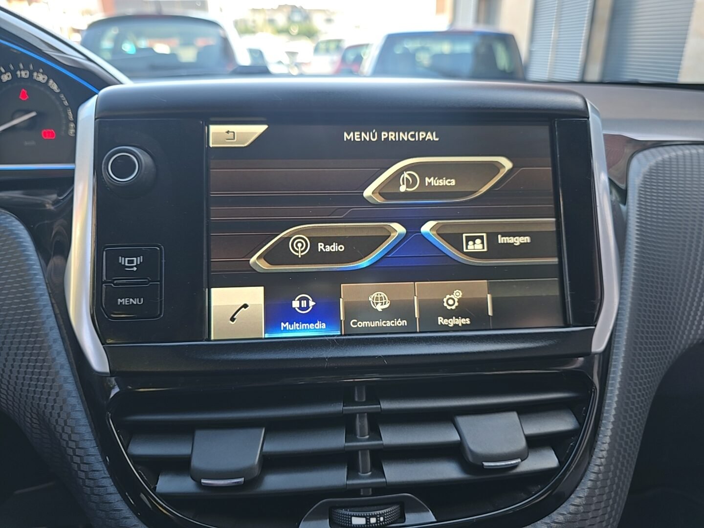 PEUGEOT 2008 1.6eHDI ALLURE