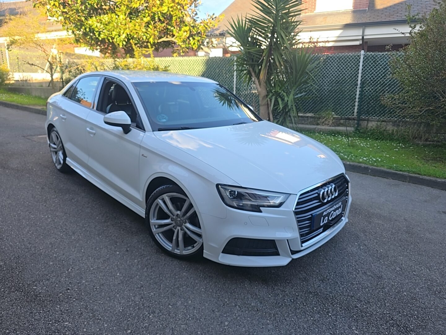 AUDI A3 LIMOUSIN 2.0TDI S-LINE