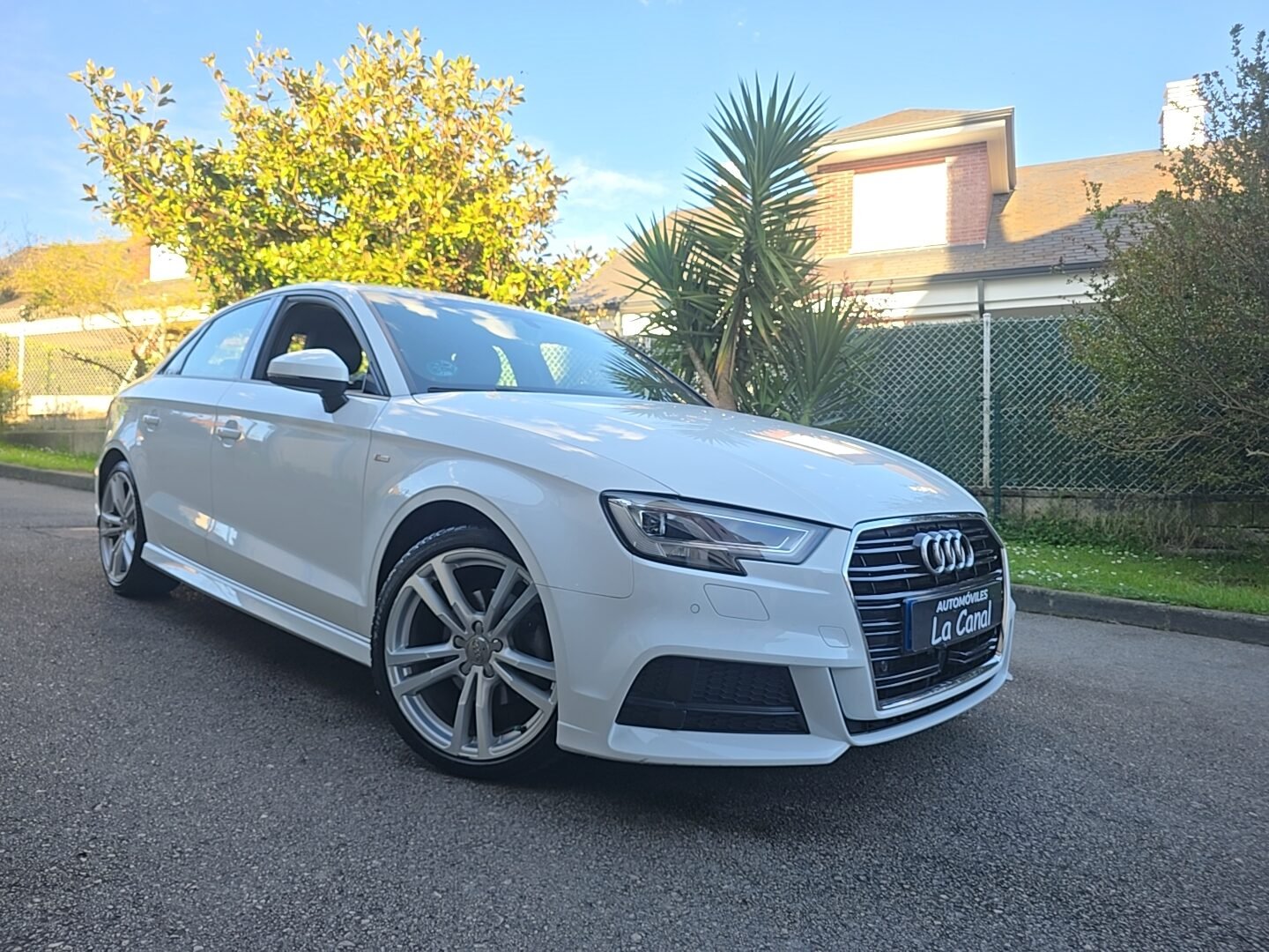AUDI A3 LIMOUSIN 2.0TDI S-LINE