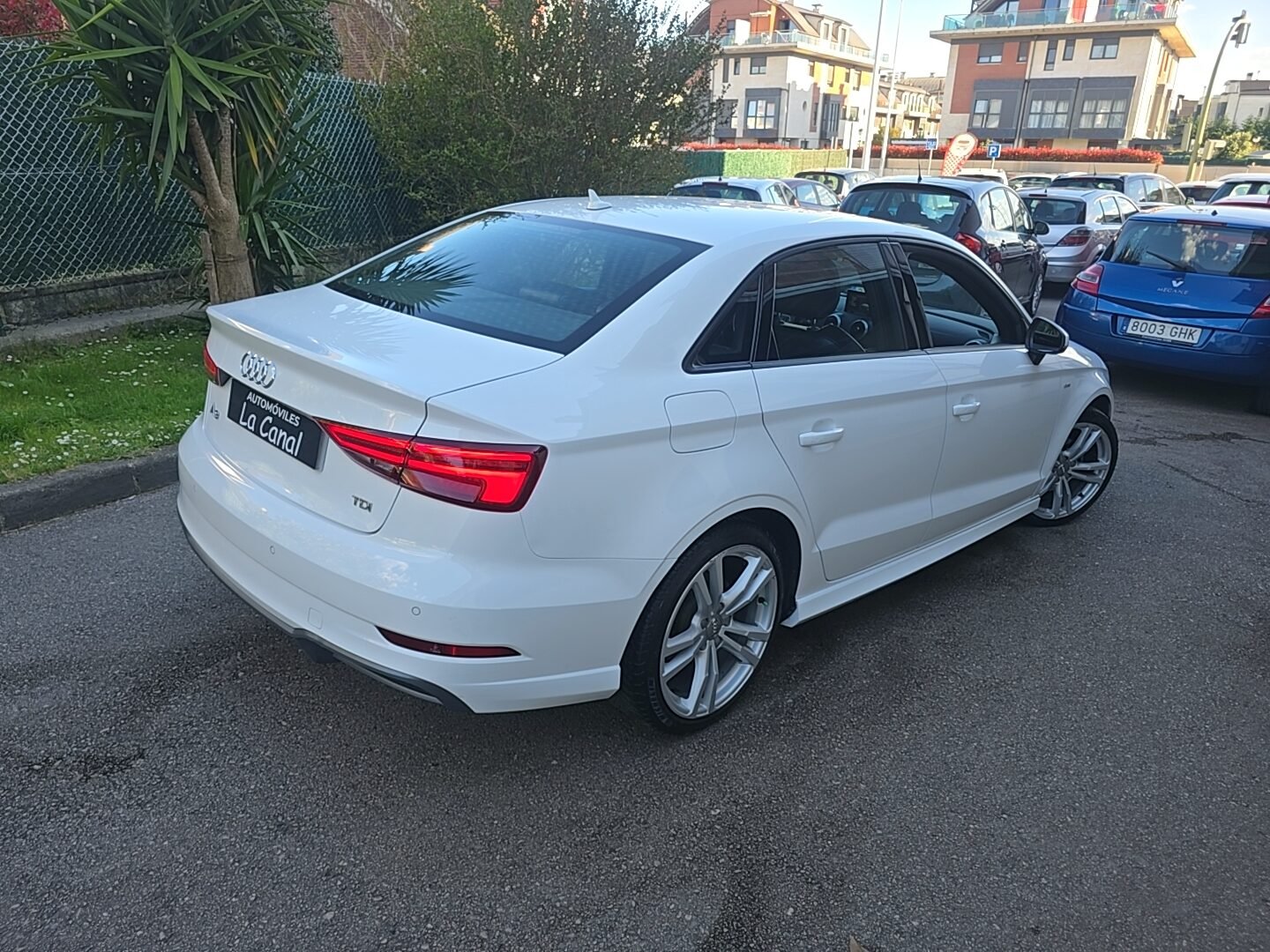 AUDI A3 LIMOUSIN 2.0TDI S-LINE