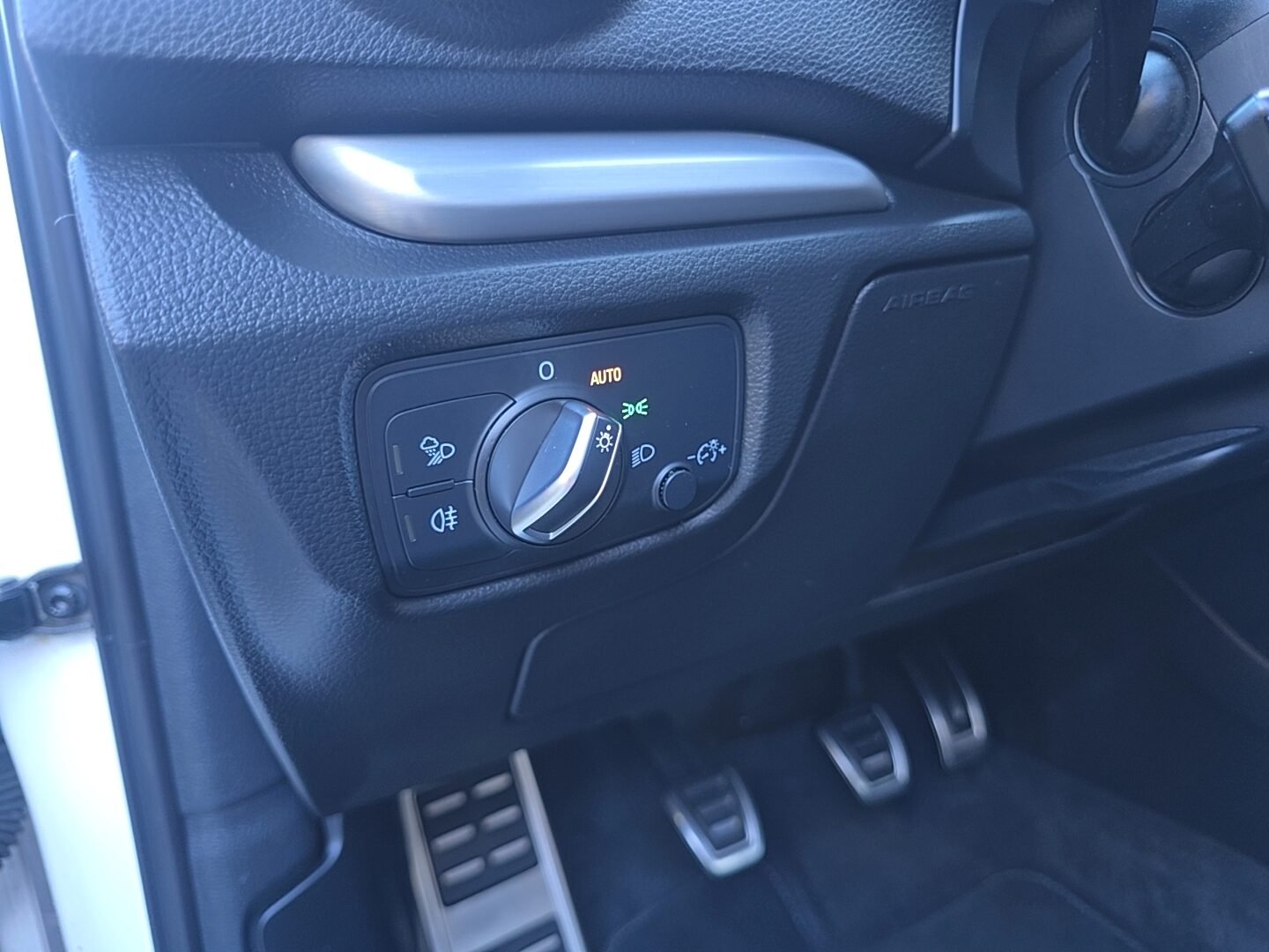 AUDI A3 LIMOUSIN 2.0TDI S-LINE