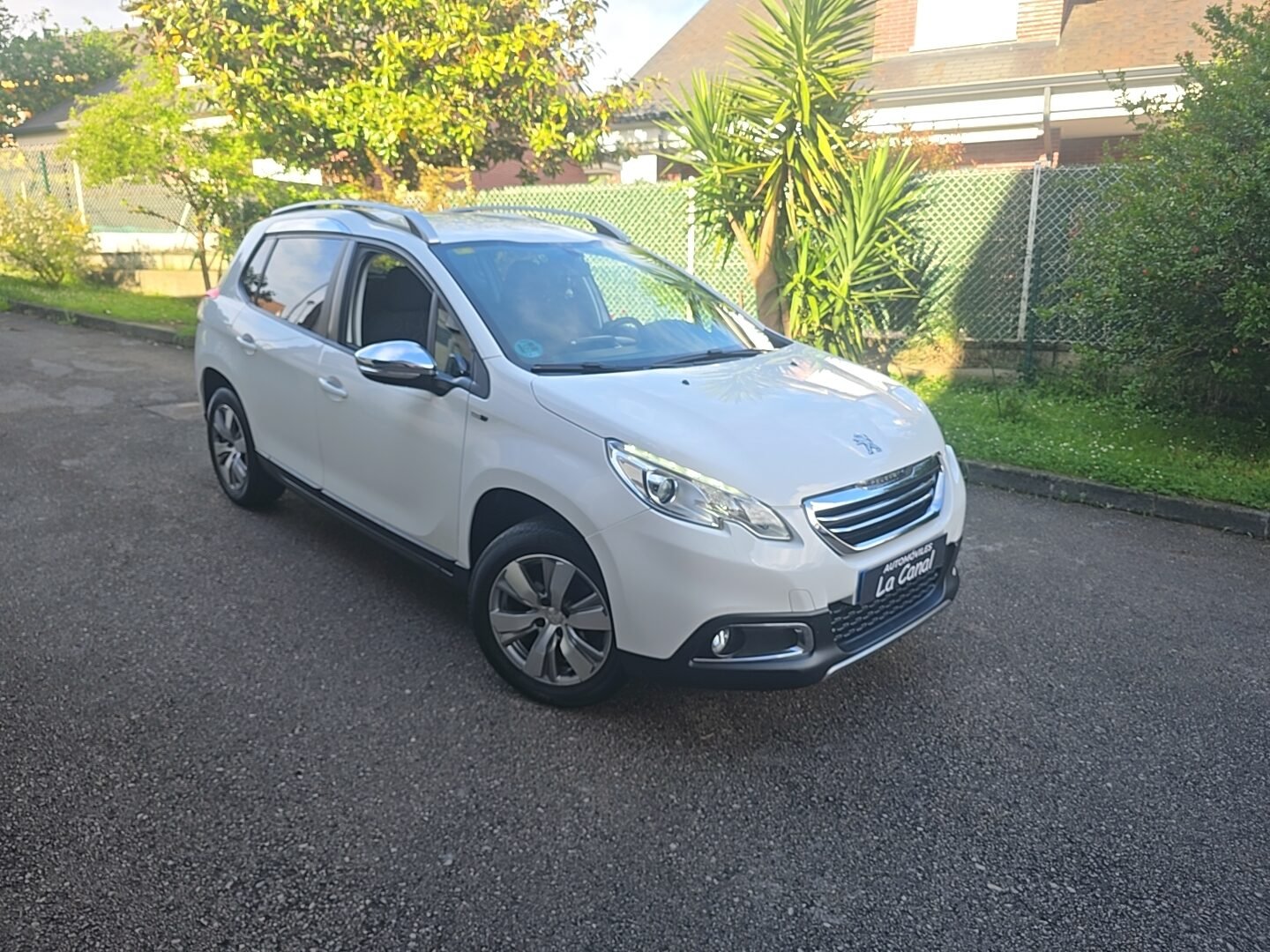 PEUGEOT 2008 1.6HDI STYLE