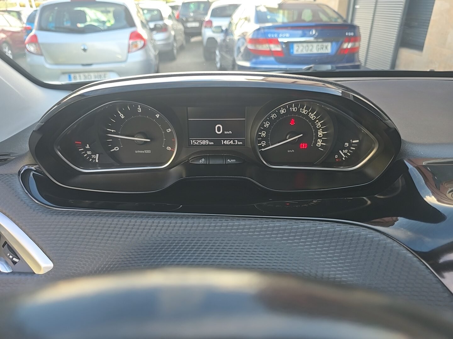 PEUGEOT 2008 1.6HDI STYLE