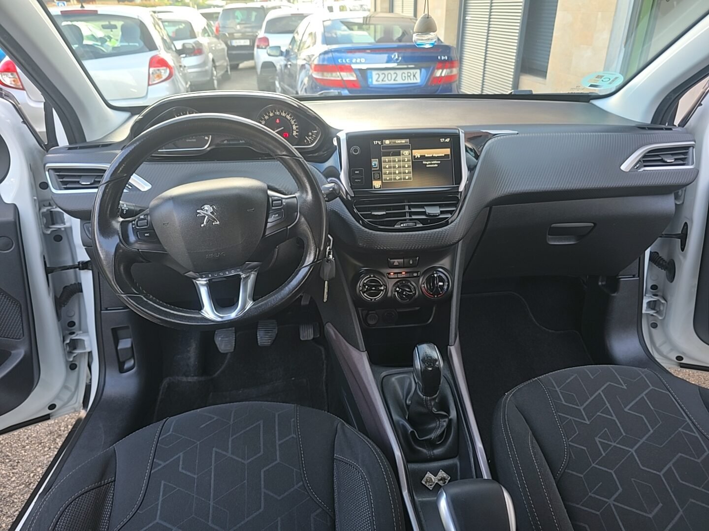 PEUGEOT 2008 1.6HDI STYLE