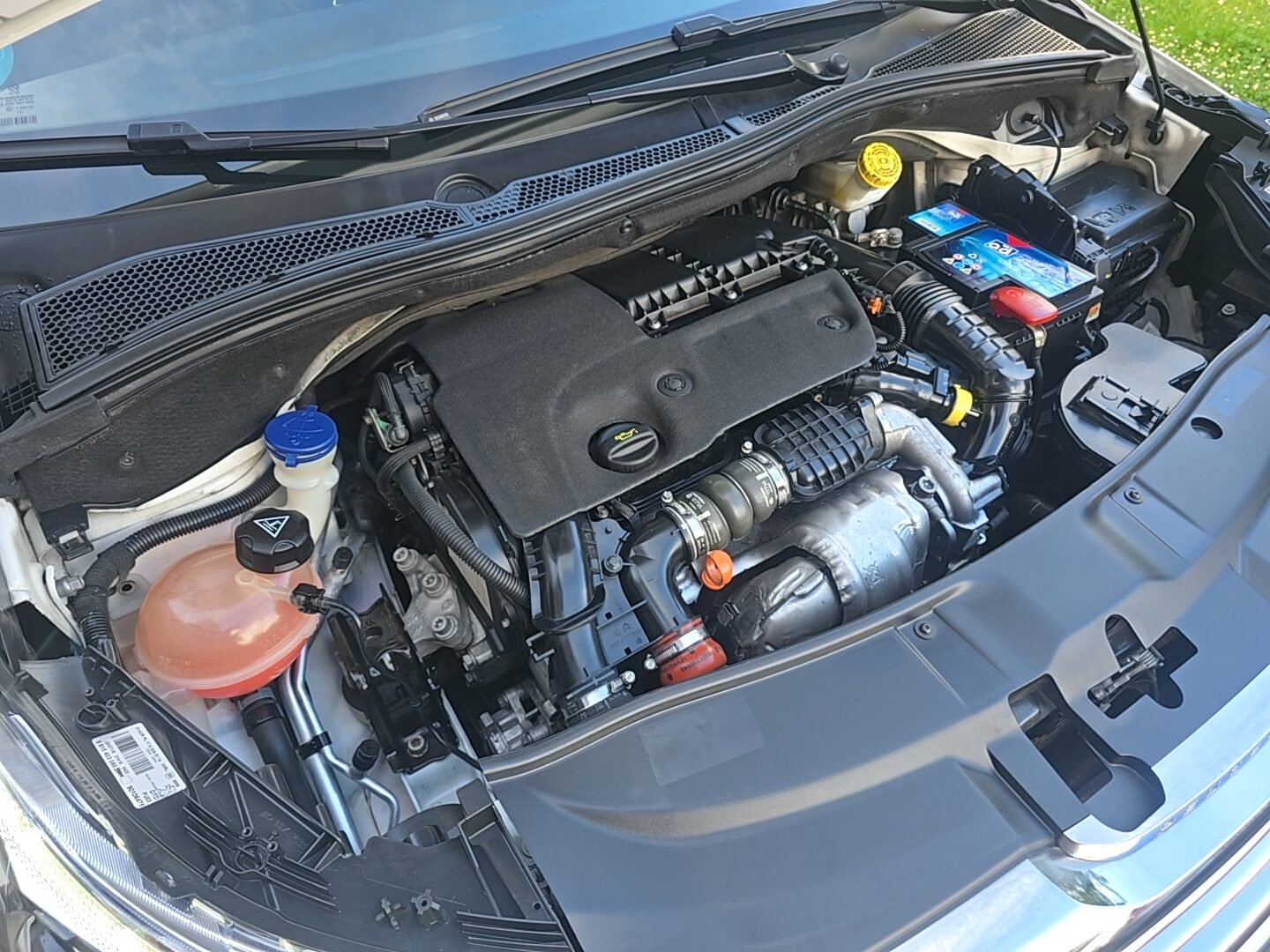 PEUGEOT 2008 1.6HDI STYLE