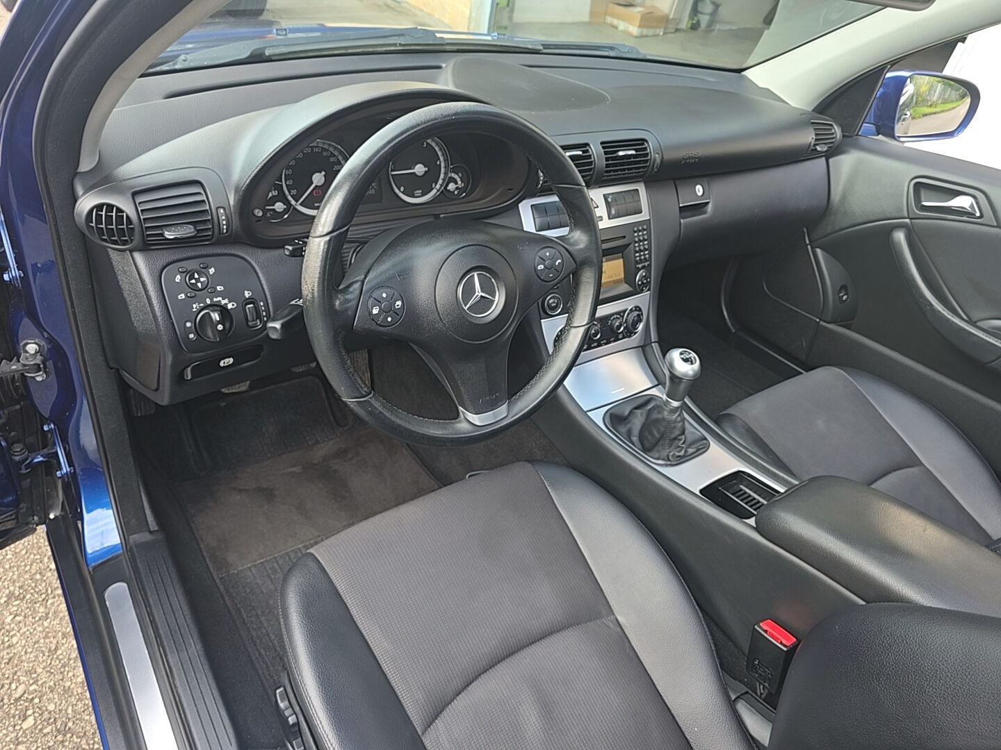 MERCEDES-BENZ CLC 220CDI
