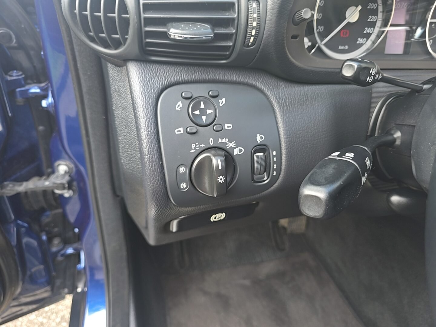 MERCEDES-BENZ CLC 220CDI