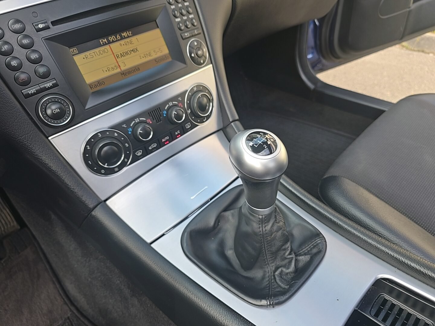 MERCEDES-BENZ CLC 220CDI