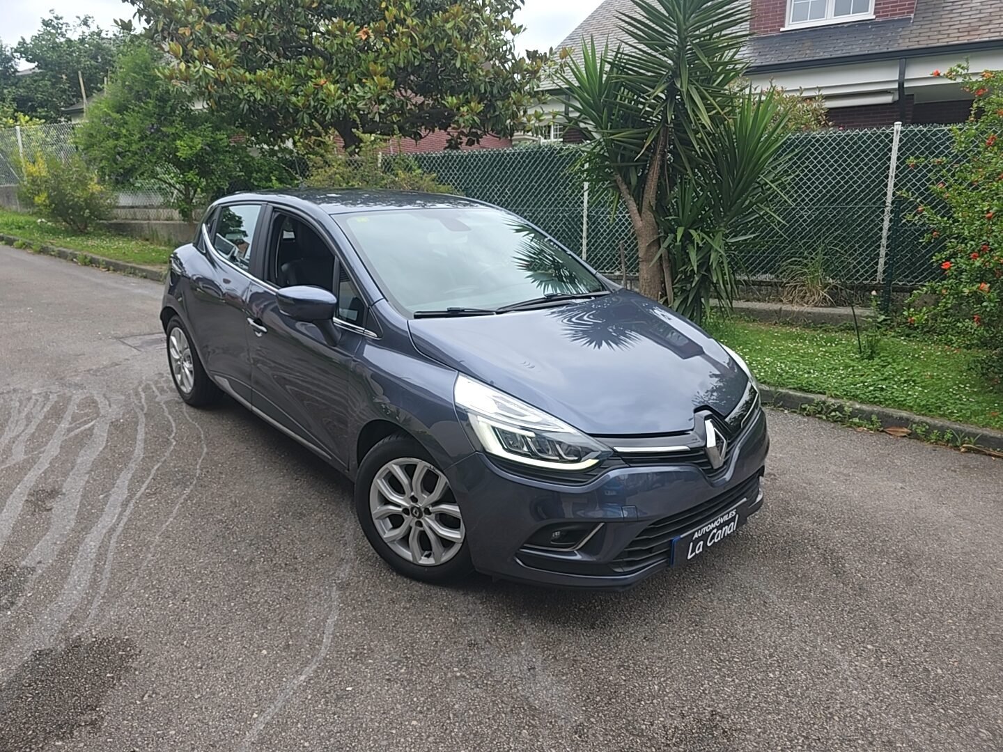 RENAULT Clio TCE LIMITED ENERGY