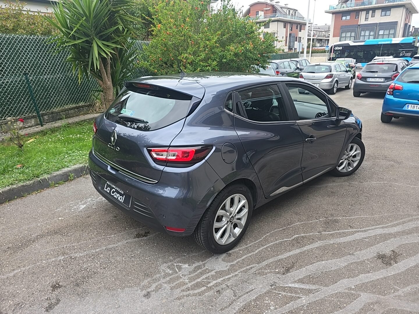 RENAULT Clio TCE LIMITED ENERGY