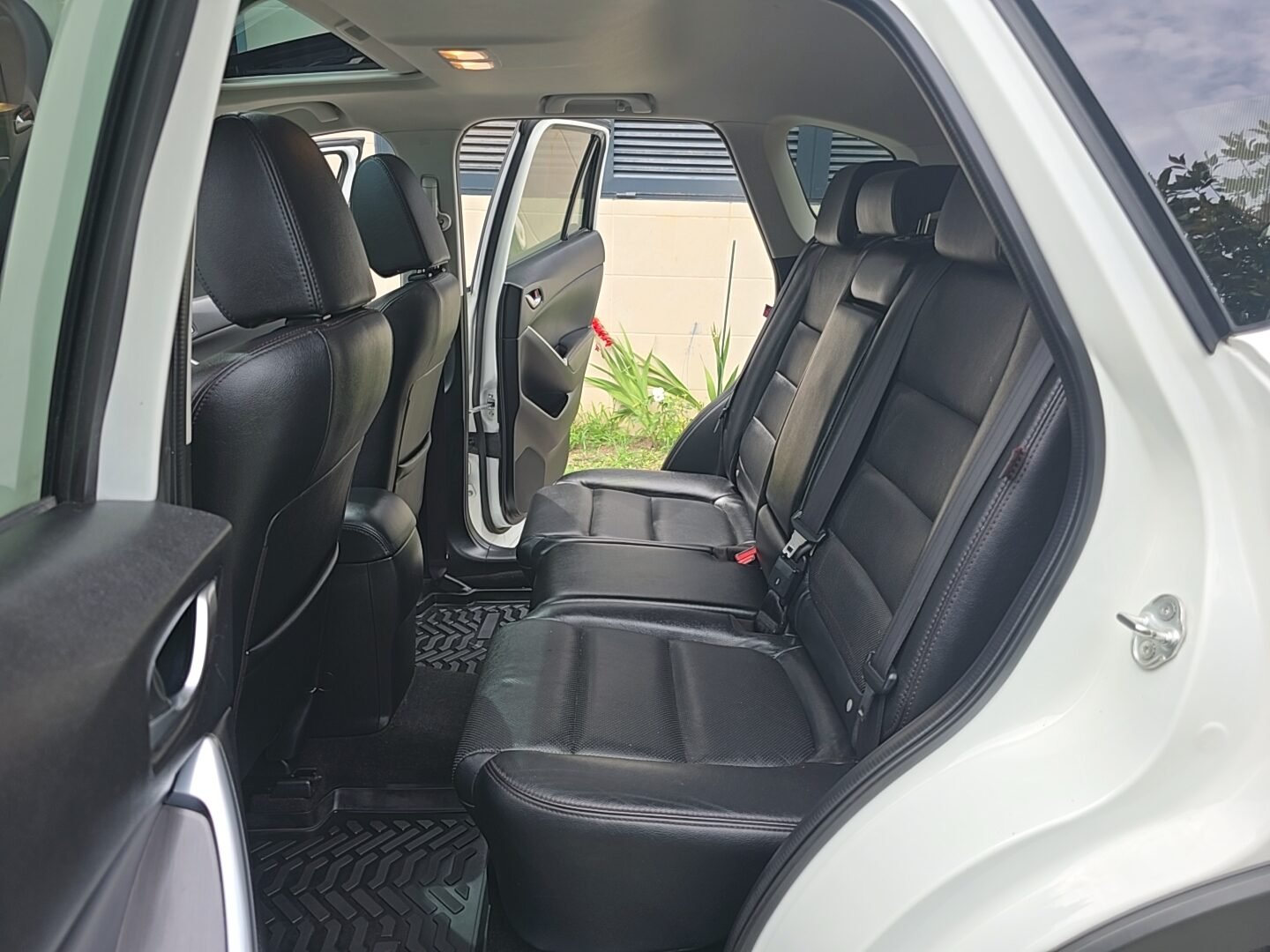 MAZDA CX5 2.2D LUXURI PREMIUM 4WD