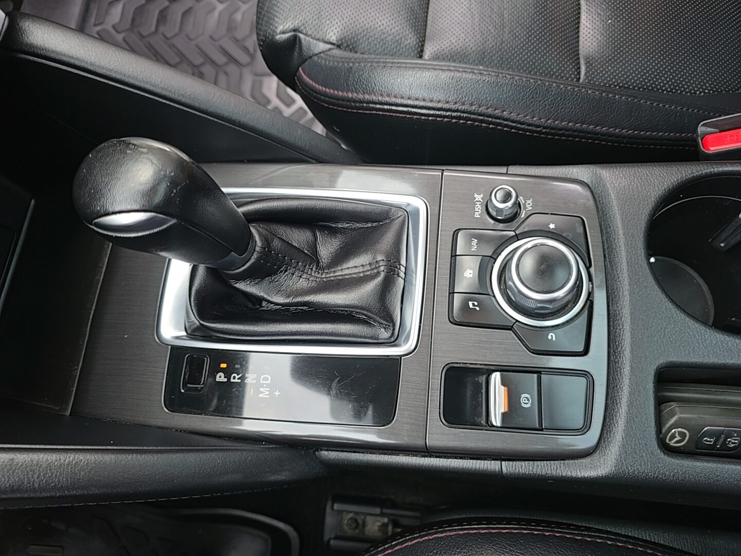 MAZDA CX5 2.2D LUXURI PREMIUM 4WD