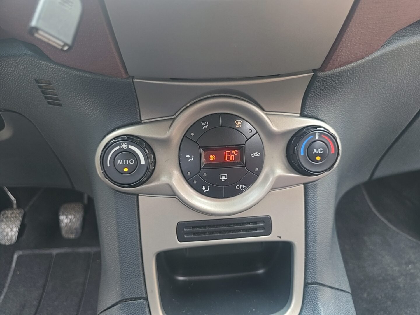 FORD FIESTA 1.4TDCI AMBIENTE