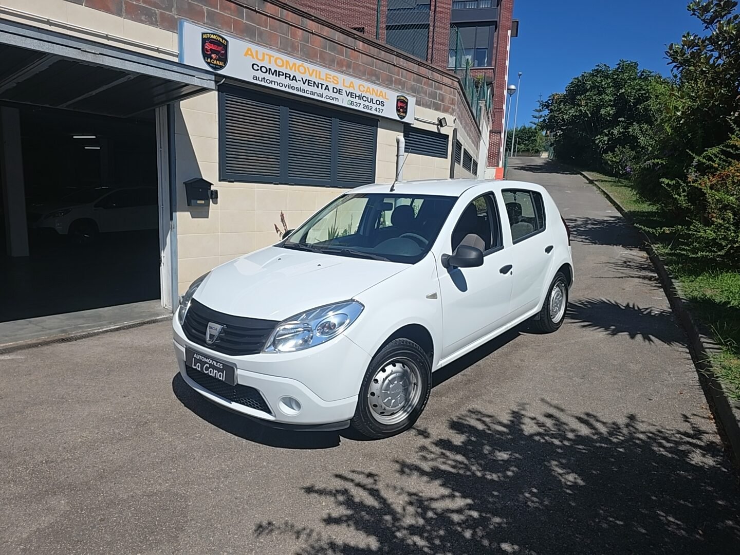 DACIA SANDERO 1.2I 16V BASE