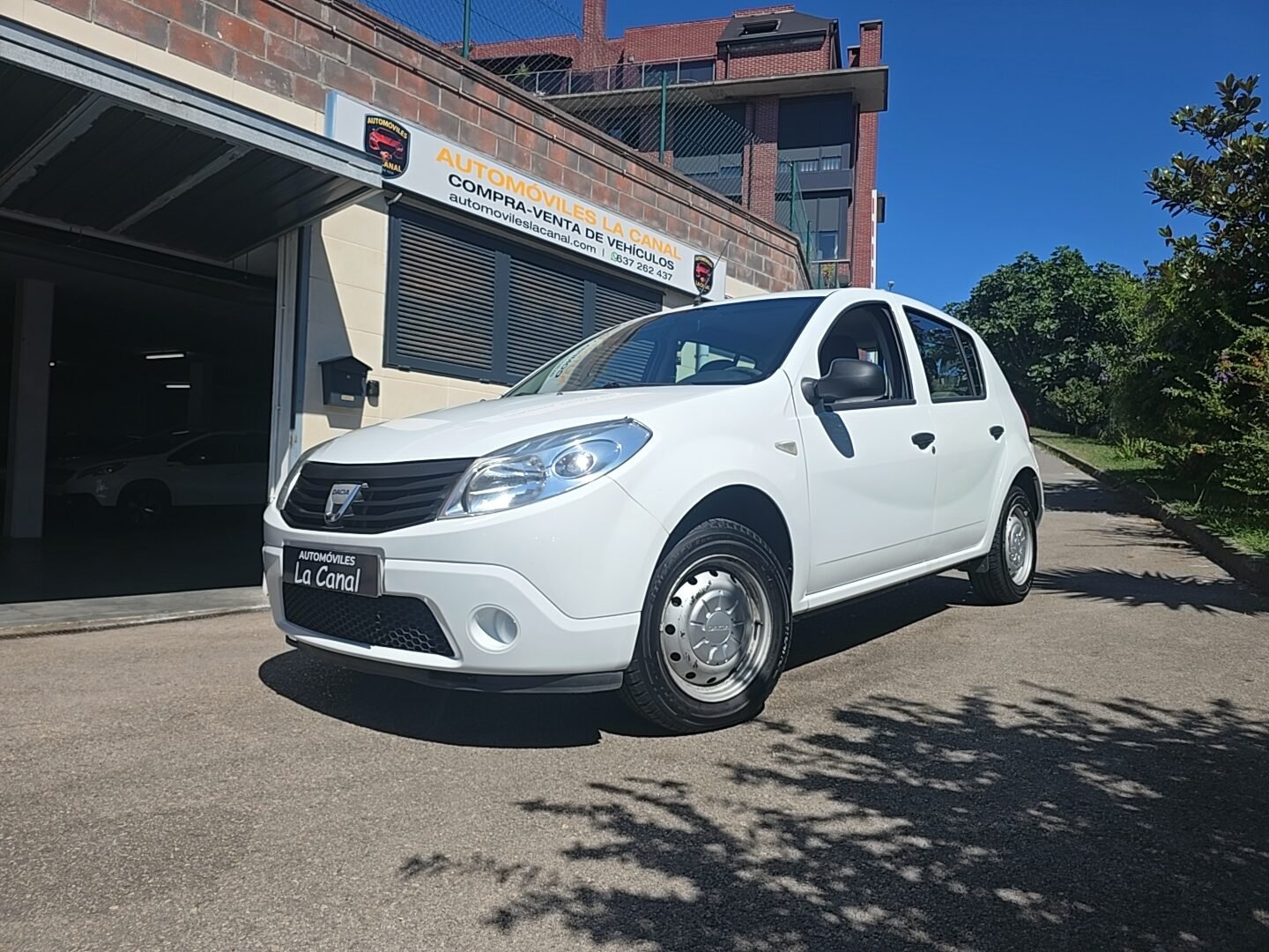 DACIA SANDERO 1.2I 16V BASE