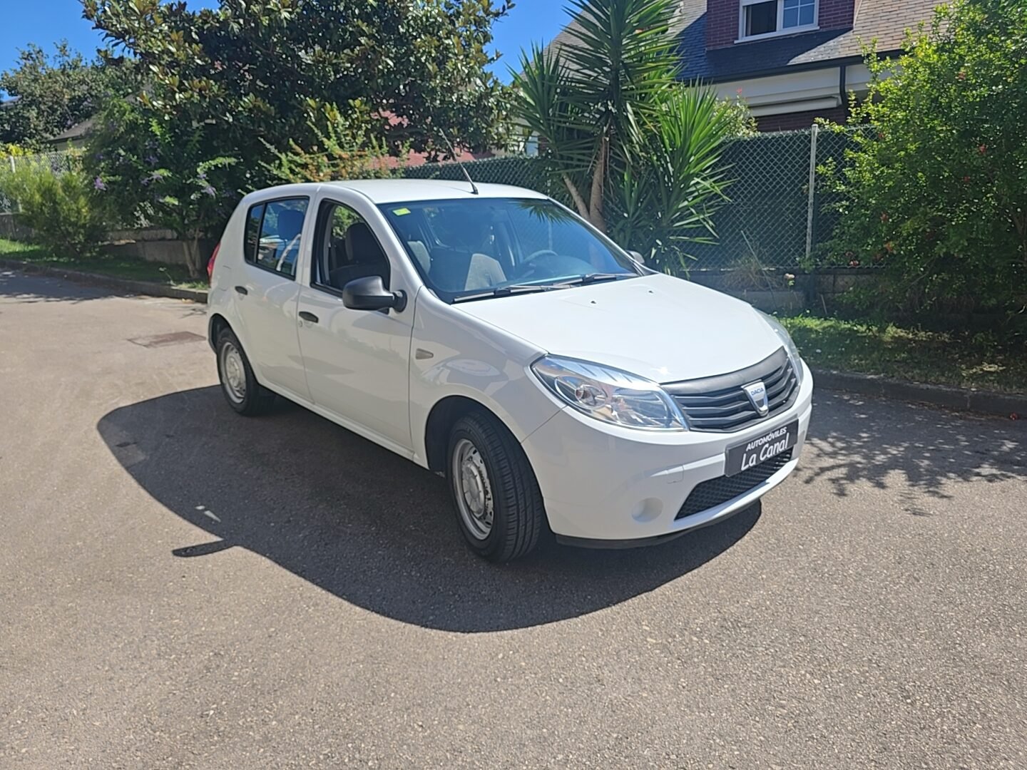 DACIA SANDERO 1.2I 16V BASE