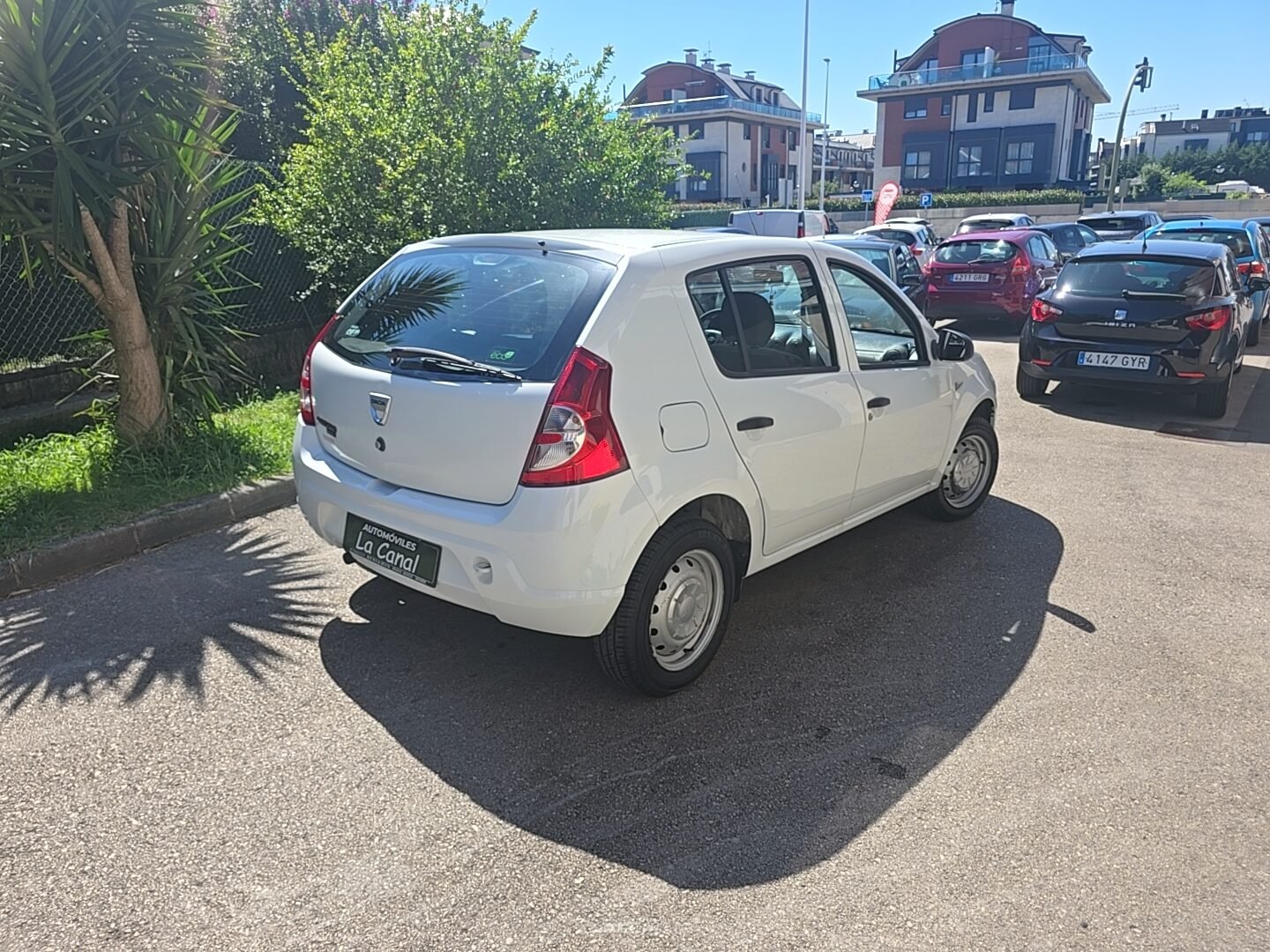 DACIA SANDERO 1.2I 16V BASE