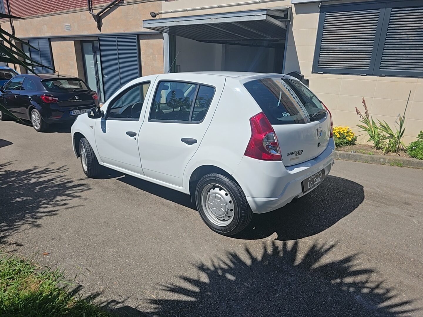 DACIA SANDERO 1.2I 16V BASE