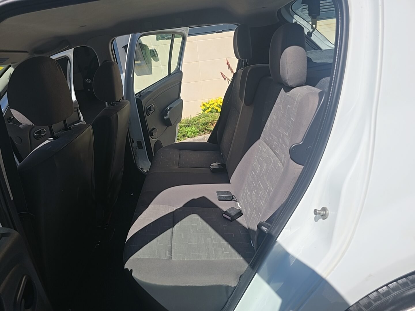 DACIA SANDERO 1.2I 16V BASE