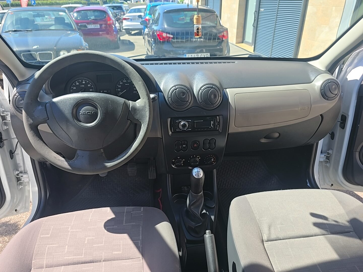 DACIA SANDERO 1.2I 16V BASE