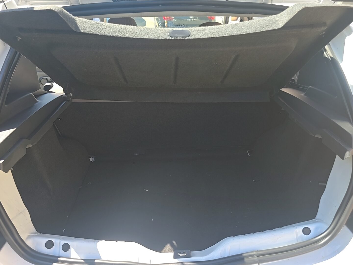 DACIA SANDERO 1.2I 16V BASE