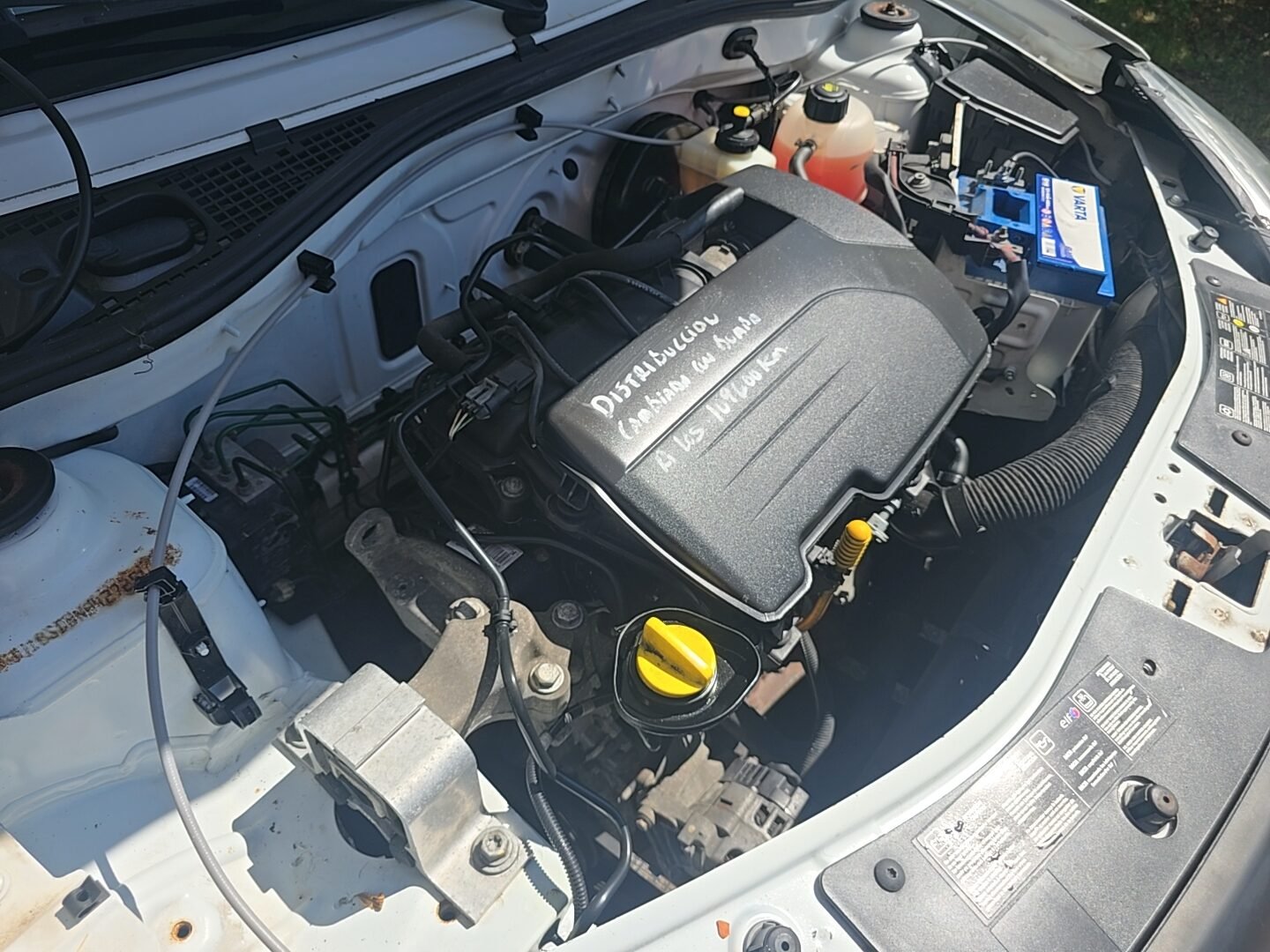 DACIA SANDERO 1.2I 16V BASE