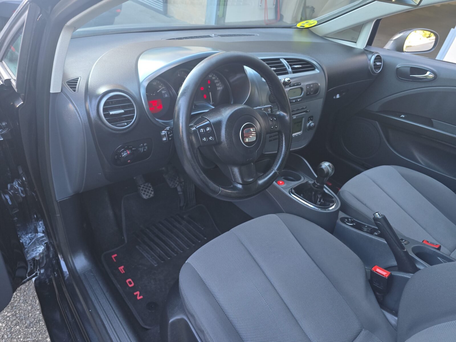 SEAT LEON 2.0TDI STYLANCE