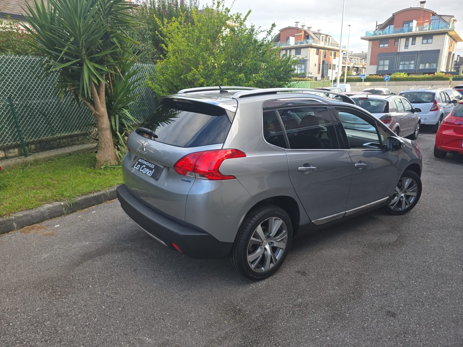 PEUGEOT 2008 1.6BlueHDI ALLURE