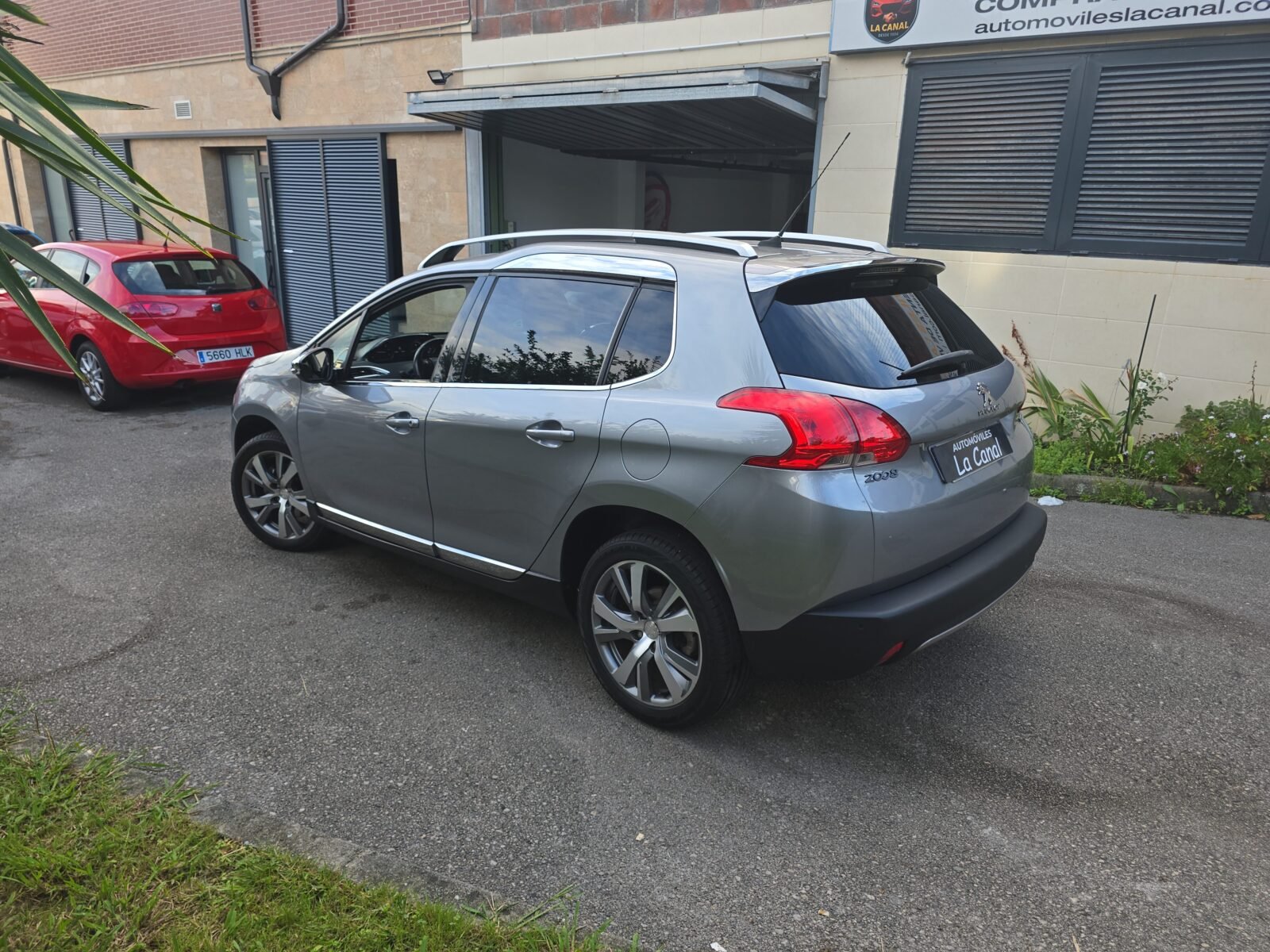 PEUGEOT 2008 1.6BlueHDI ALLURE