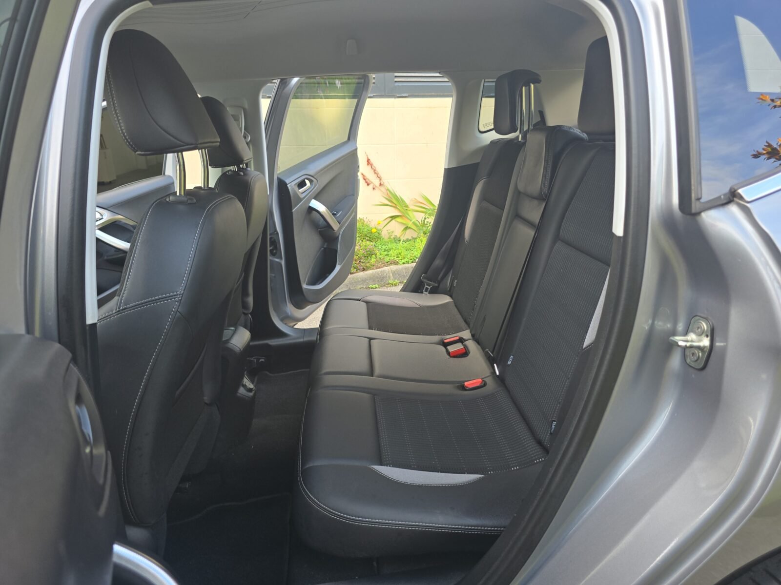 PEUGEOT 2008 1.6BlueHDI ALLURE