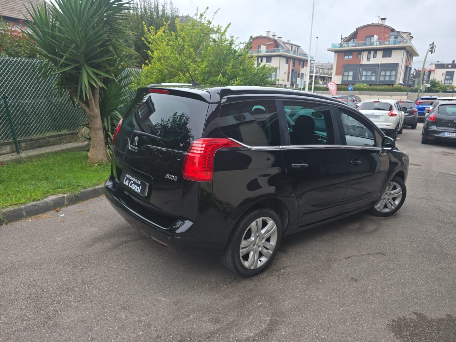 PEUGEOT 5008 1.6HDI STYLE 7 PLAZAS