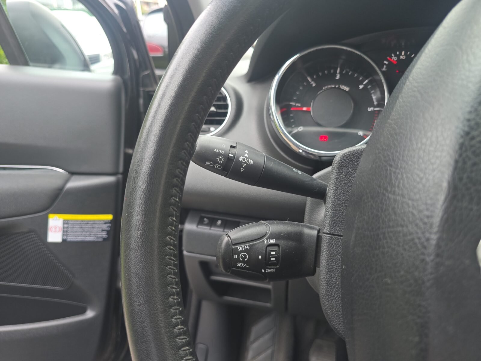 PEUGEOT 5008 1.6HDI STYLE 7 PLAZAS