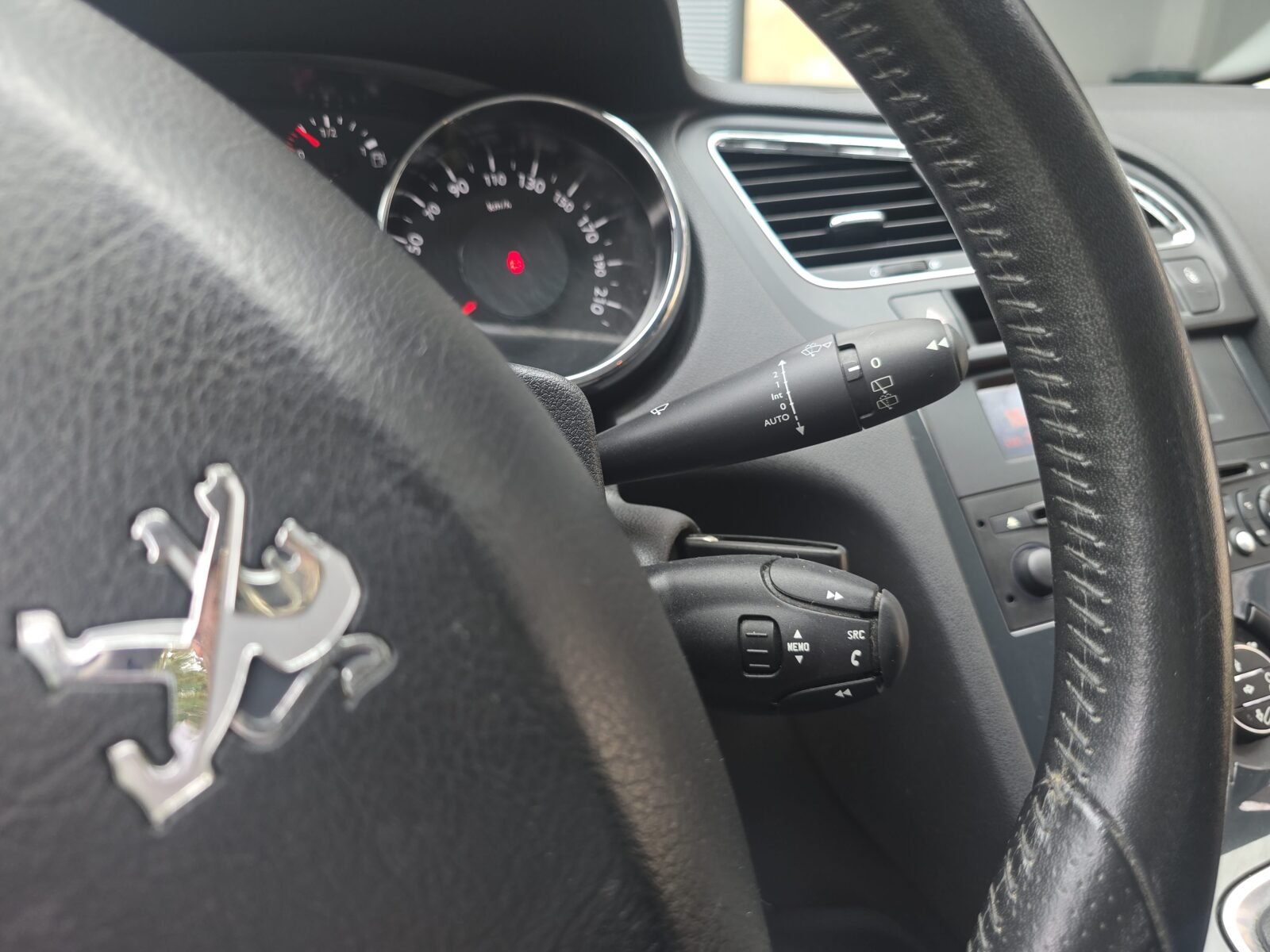 PEUGEOT 5008 1.6HDI STYLE 7 PLAZAS