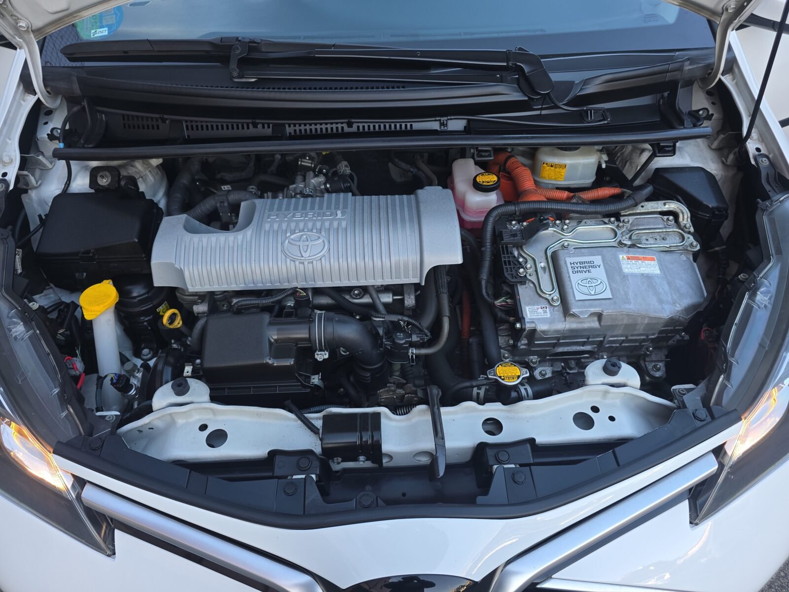 TOYOTA YARIS 1.5VVTI HYBRID ACTIVE
