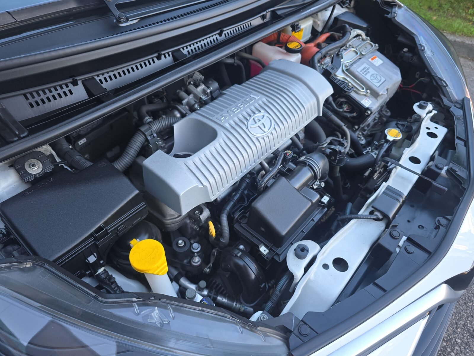 TOYOTA YARIS 1.5VVTI HYBRID ACTIVE